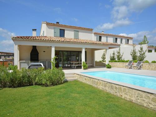 Villa in Malaucène near Mont Ventoux