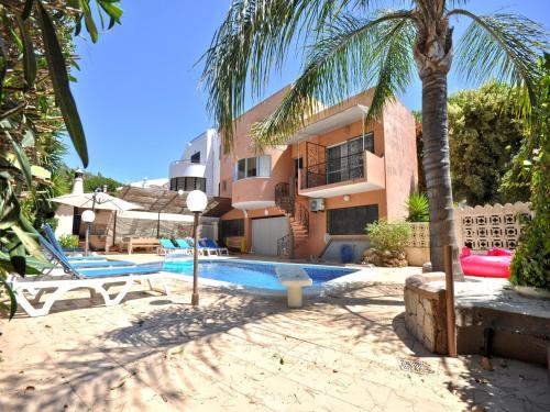 Villa in Algarve near Marina & Golf Course
