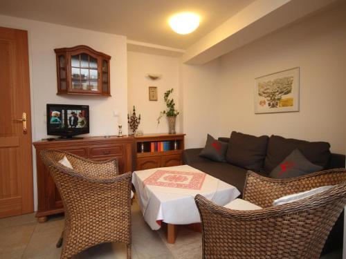 Гостиная зона в Apartment in Kitzbuhel near Ski Slopes