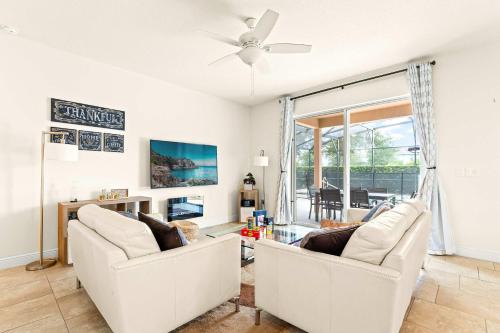 Solterra Bliss - Resort Stay for 13 with Pool Hot Tub & Game Room photo 12