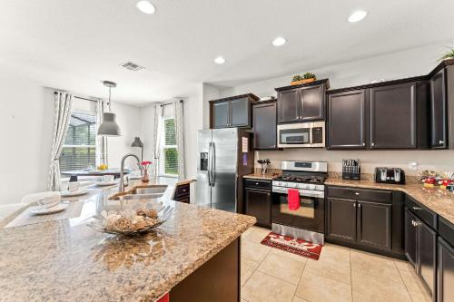 Solterra Bliss - Resort Stay for 13 with Pool Hot Tub & Game Room photo 17
