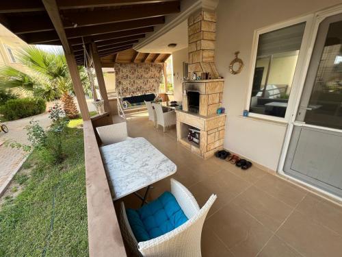 Balkoni atau teres di Modern Condo Villa with Seaside,View