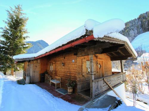Chalet in Kirchberg near Ski Gondola