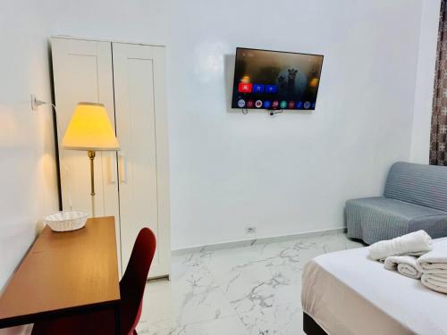 Ayan Guest House