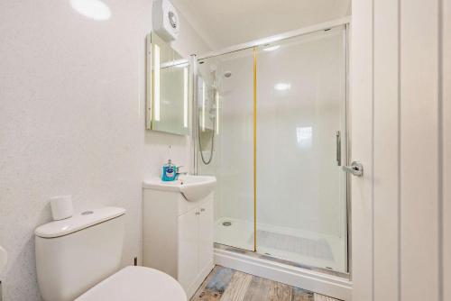 Koupelna v ubytování Summer Breeze - Saundersfoot