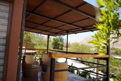 Refugios Pisco Elqui Lodgeにあるバルコニーまたはテラス