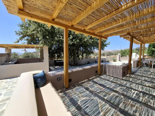 YERODABELO Traditional Family Mansion