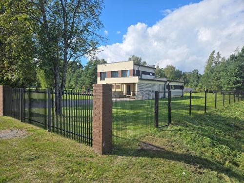 Private holiday home near Pärnu and Lottemaaにある庭