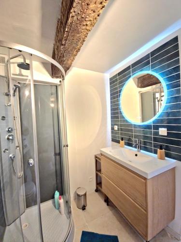 Bachelor Duplex - hypercentre - metro - wifi