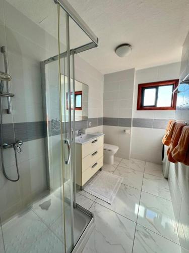 Topfloor 2 bedrooms frontline