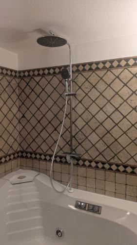 Ένα μπάνιο στο Crespi Apartments Six