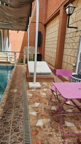 Πισίνα στο ή κοντά στο Villa for 10 people max with private pool Marrakech villa avec piscine privée
