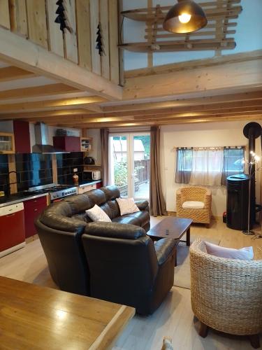 Χώρος καθιστικού στο Refuge chaleureux pour des vacances en famille