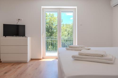 Μια τηλεόραση ή/και κέντρο ψυχαγωγίας στο Residence Kelava