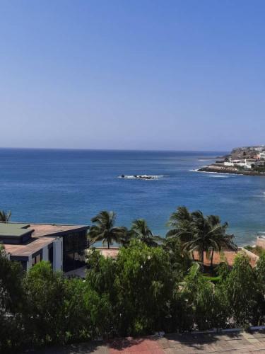 Superbe penthouse sur mer