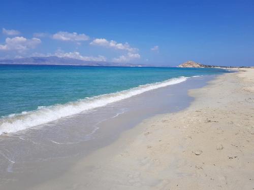 Summer family house 300m from the beach