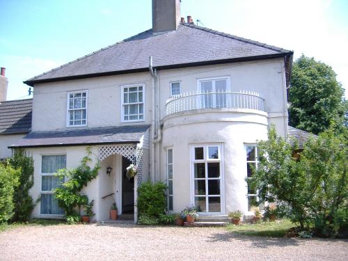 The building where the guesthouse is located 