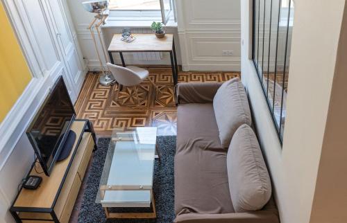Le Haussman 4 places - Louis Pradel - Netflix