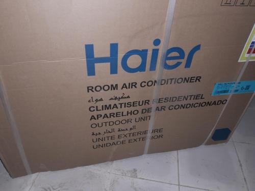Sijil, anugerah, tanda atau dokumen lain yang dipamerkan di Best brother appartement