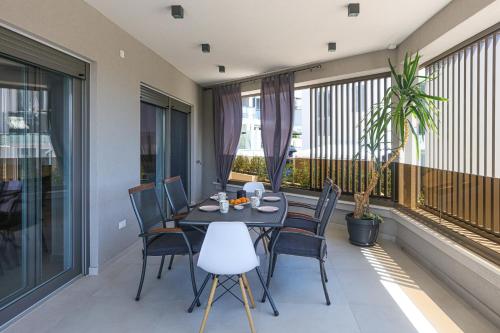 Apartments with hot tub Vodice - 23894