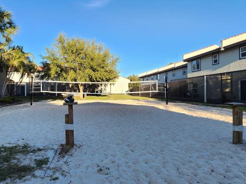 Family Townhouse with Waterpark - Minutes from Disney photo 18