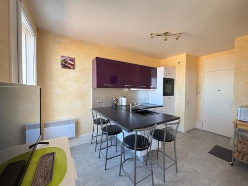 Studio 4 pers sur remblai face plage