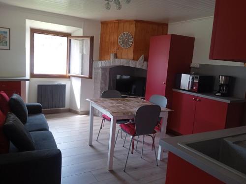 Appartement 2 pièces, 4 personnes, Sud, animaux acceptés - FR-1-263-580
