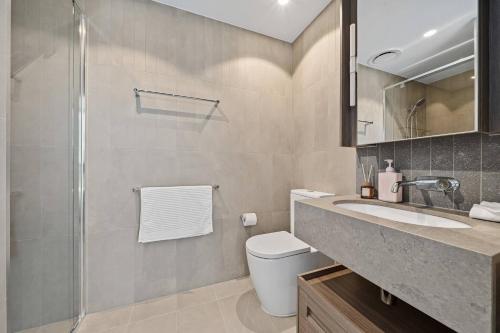 Ένα μπάνιο στο Crème de la Crème -Sweet Stay on BNE Casino w Car