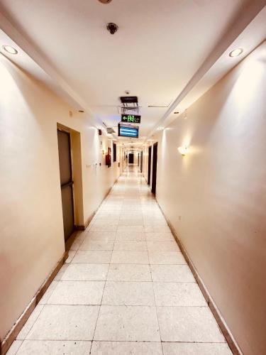 Gambar di galeri bagi فندق ذاخر بلازا Dhakher Plaza Hotel توصيل مجاني من وإلى الحرم Free shuttle to and from the Haram di Mekah