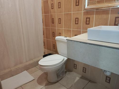 Ένα μπάνιο στο Hotel El Internacional
