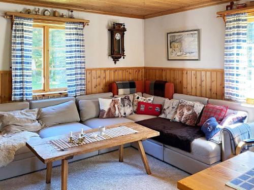 Χώρος καθιστικού στο 6 person holiday home in TRANSTRAND-By Traum