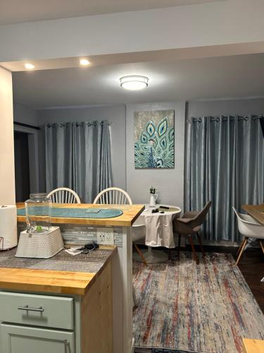 Gallery image of Westport VIDA house in Kansas City