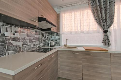 O bucătărie sau chicinetă la Apartamenty Gdańsk EU - Apartamenty Przy Piwnej II