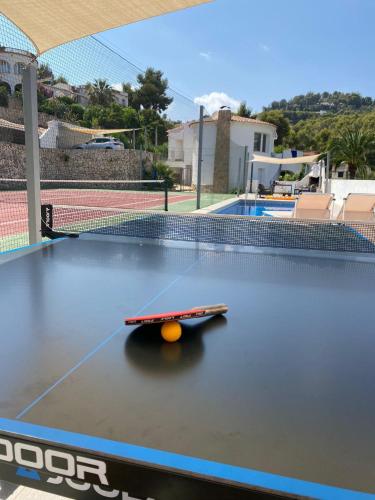 Sara 8 - free WIFI, chill-out, private pool, private tennis court - by Holiday Rentals Villamar