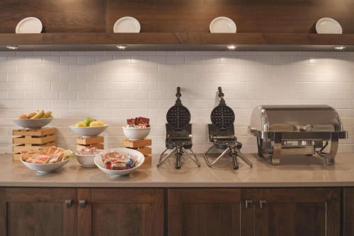 Jídlo v hotelu nebo okolí