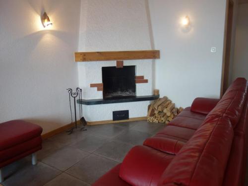 Apartment in Veysonnaz near Cable Car