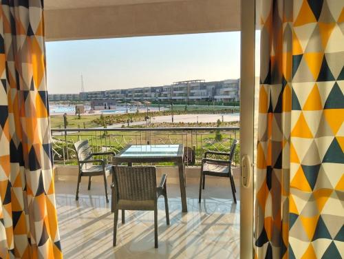 Балкон или терраса в Blumar El Sokhna - Deluxe Chalet شاليه ديلوكس