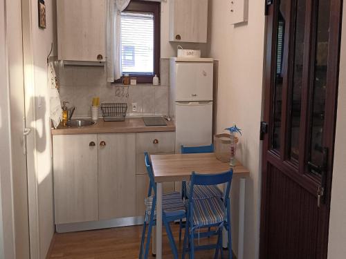 Modern Apartment in Starigrad with Garden