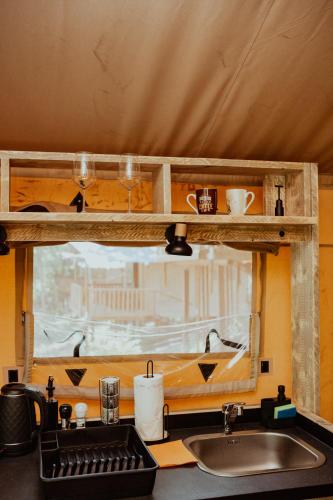 Fotografie z fotogalerie ubytování Glamping BoraGlamp - Boračko jezero v destinaci Konjic