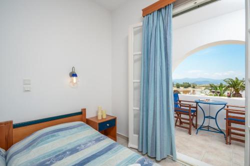 Hotel Three Lakes photo 2
