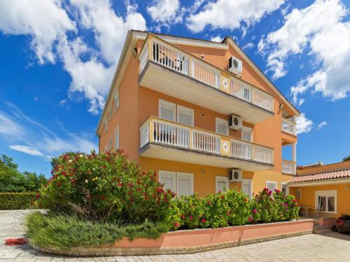 Panoramic Apartment in Banjole near Pula Town Centre