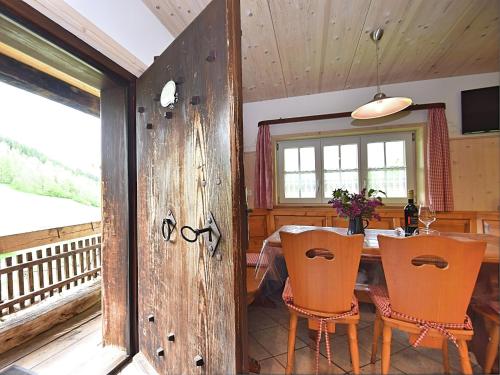 Fotografie z fotogalerie ubytování Ferienhaus, Mühlenbach v destinaci Mühlenbach