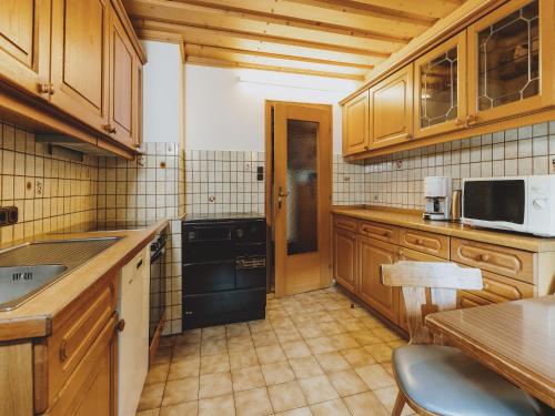 Kuchyň nebo kuchyňský kout v ubytování holiday home, Fusch an der Glocknerstraße