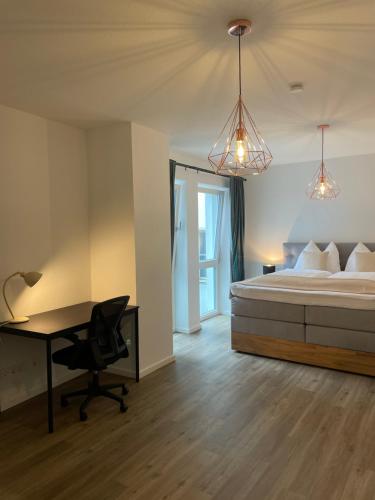 Postel nebo postele na pokoji v ubytování VetterLux - Exklusive Altstadt-Suite