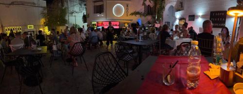 Εστιατόριο ή άλλο μέρος για φαγητό στο casetta sole