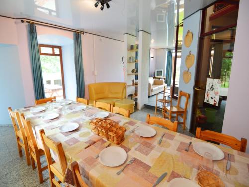 Φωτογραφία από το άλμπουμ του Luxurious Farmhouse in Rondu Luxembourg σε Chênet