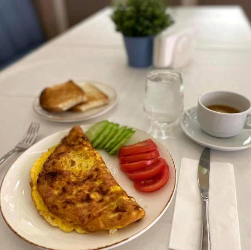 Еда / где поесть недалеко от отеля