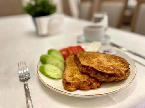 Еда / где поесть недалеко от отеля