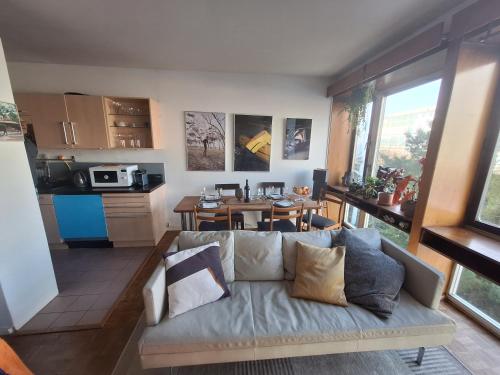 Montparnasse, central, comfortable, view, AC