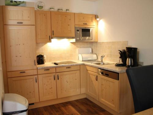 Apartment in Kaprun near Ski Lift